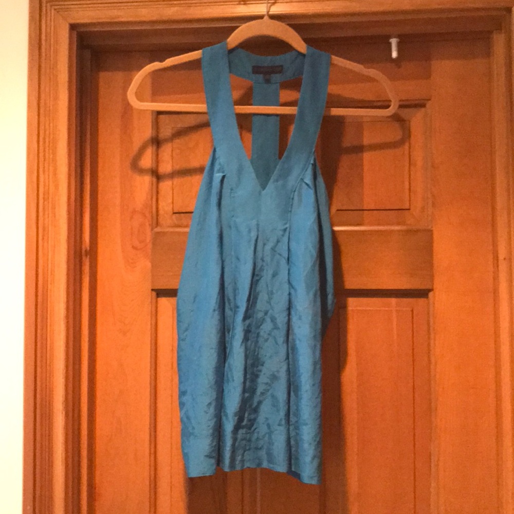 Sleeveless blouse
